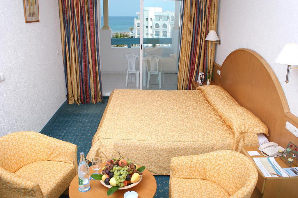 Sunrise Holidays Resort -Adults Only Hurghada Exteriér fotografie A typical hotel room